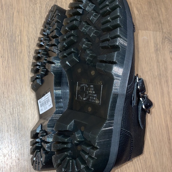 Dr. Martens Devon Flower Ankle Boots - Picture 9 of 9